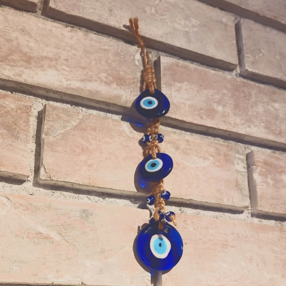 EVIL EYE HANGING CHARM - Picture 5 of 5